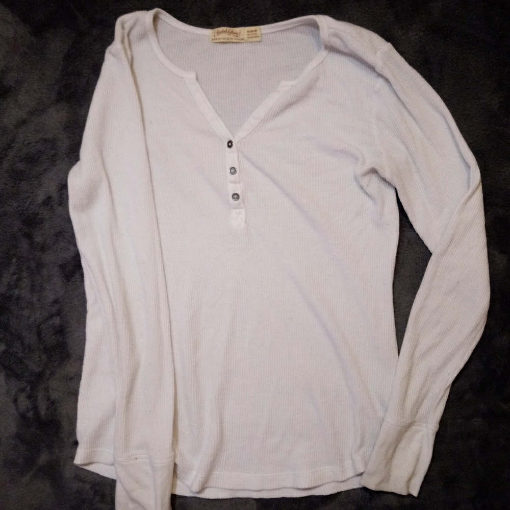 Basic White Thermal Long sleeve Shirt(used)